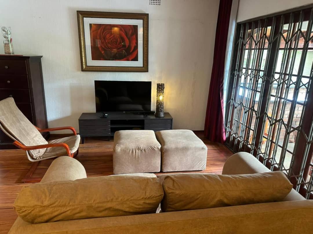 Hluhluwe Road 3 Bed House at Paulshof Guesthouse In Sandton
